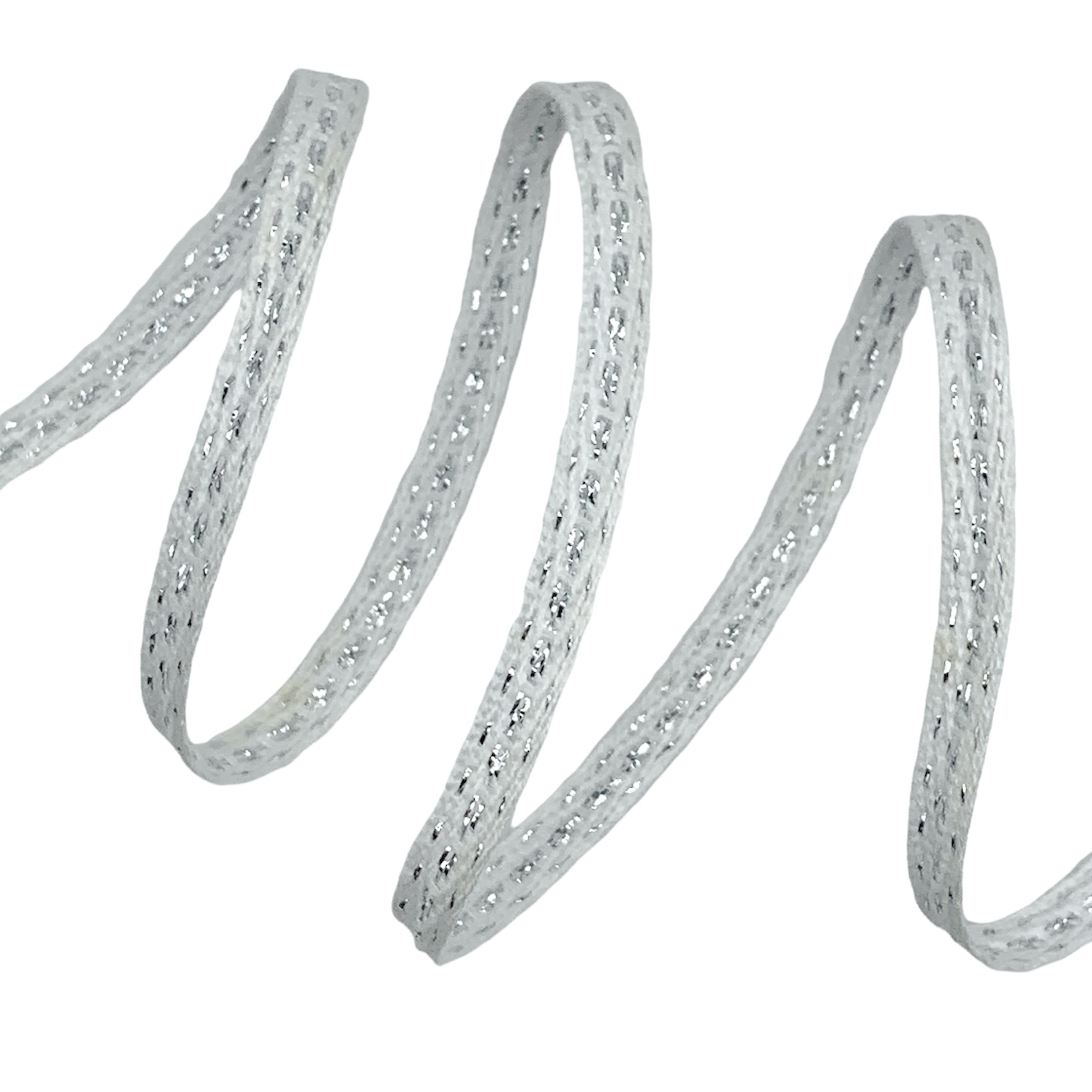 Cadarço Tracejado Metalizado FPM9P - 50 Metros - 06MM, Branco/Prata